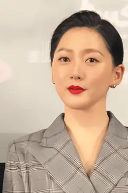 42岁曹馨月近况曝光！出道25年演古装剧出名，如今婚恋成谜让人唏嘘封面图