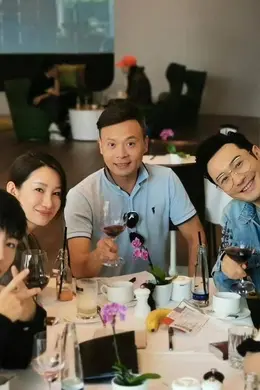 太遗憾了！杨紫否认录制《中餐厅》第十季，七年期待的“梳头姐弟”清迈重逢落空封面图