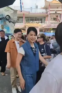 TVB视后原相机生图曝光，真实状态被赞封神，挑战龙舟漂移封面图