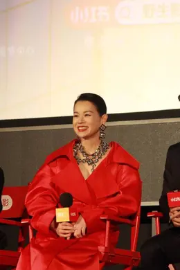 冯德伦胡杏儿《第四幕》上影节开幕首映 监制尔冬升透露电影只花了800万封面图