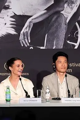 亚洲演员又被看不起了？戛纳记者一句话，彻底惹怒全球网友封面图