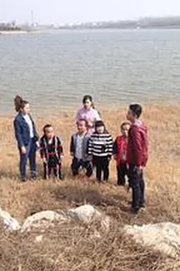 六个小矮人封面图