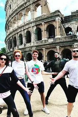 爱。婚礼。重复封面图