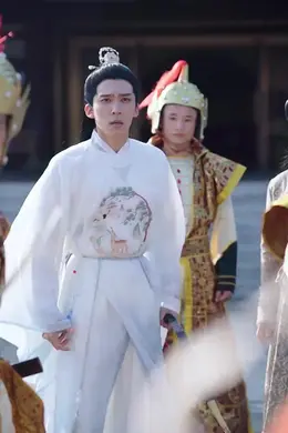 复仇女帝：拐个国师做皇后封面图