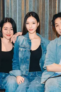 小S和大女儿首度节目合体 Elly爆料妈妈私下总是穿着睡衣封面图